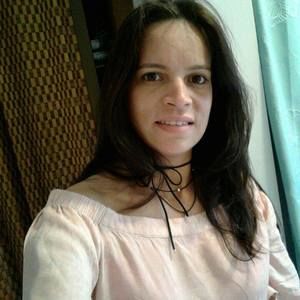 Meet your Posher, Iris